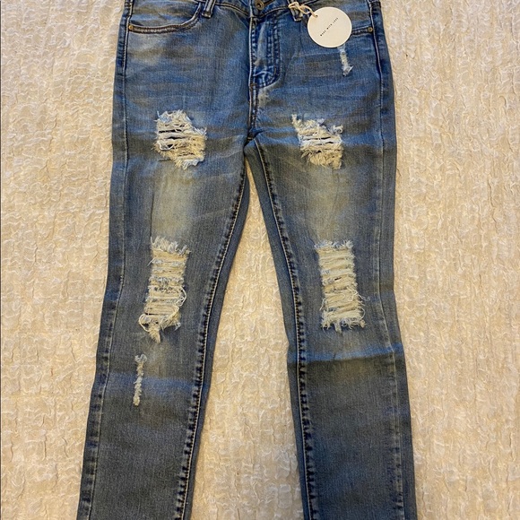 Distressed jeans - Picture 3 of 4